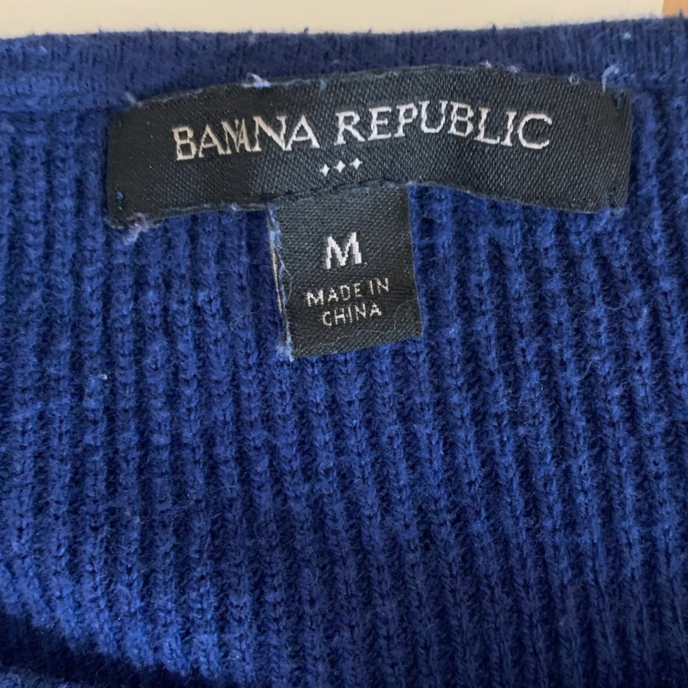 Banana Republic Bright Navy Knit sweater size medium - Picture 2 of 9